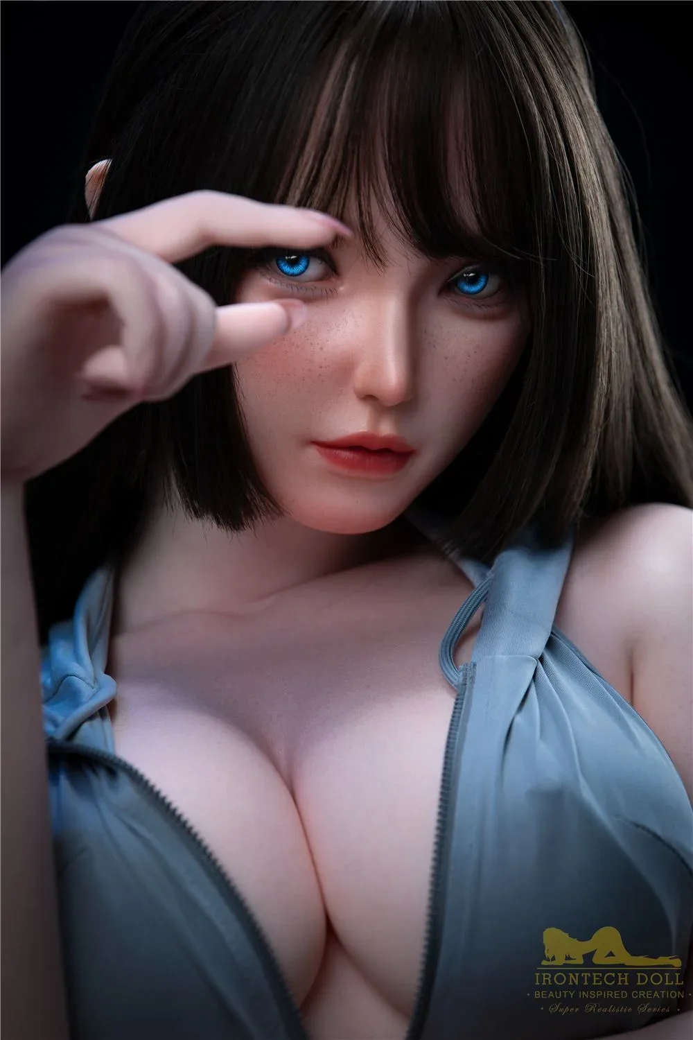 Yu S16 164cm Silicone Sex Doll view 2