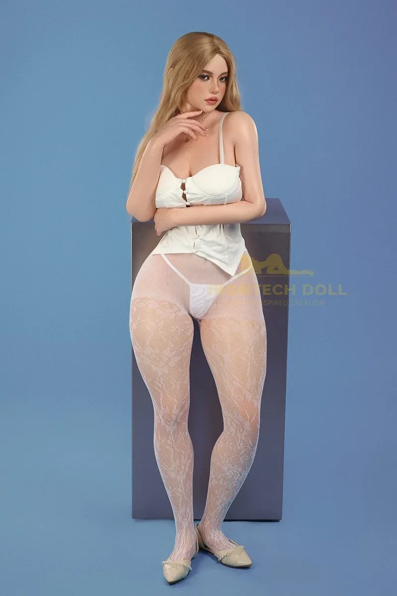 Eileen S40 164cm Natural Silicone Sex Doll view 4